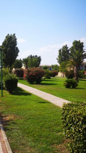 Villetta A Schiera In Villaggio Metatur Метапонто Екстериор снимка