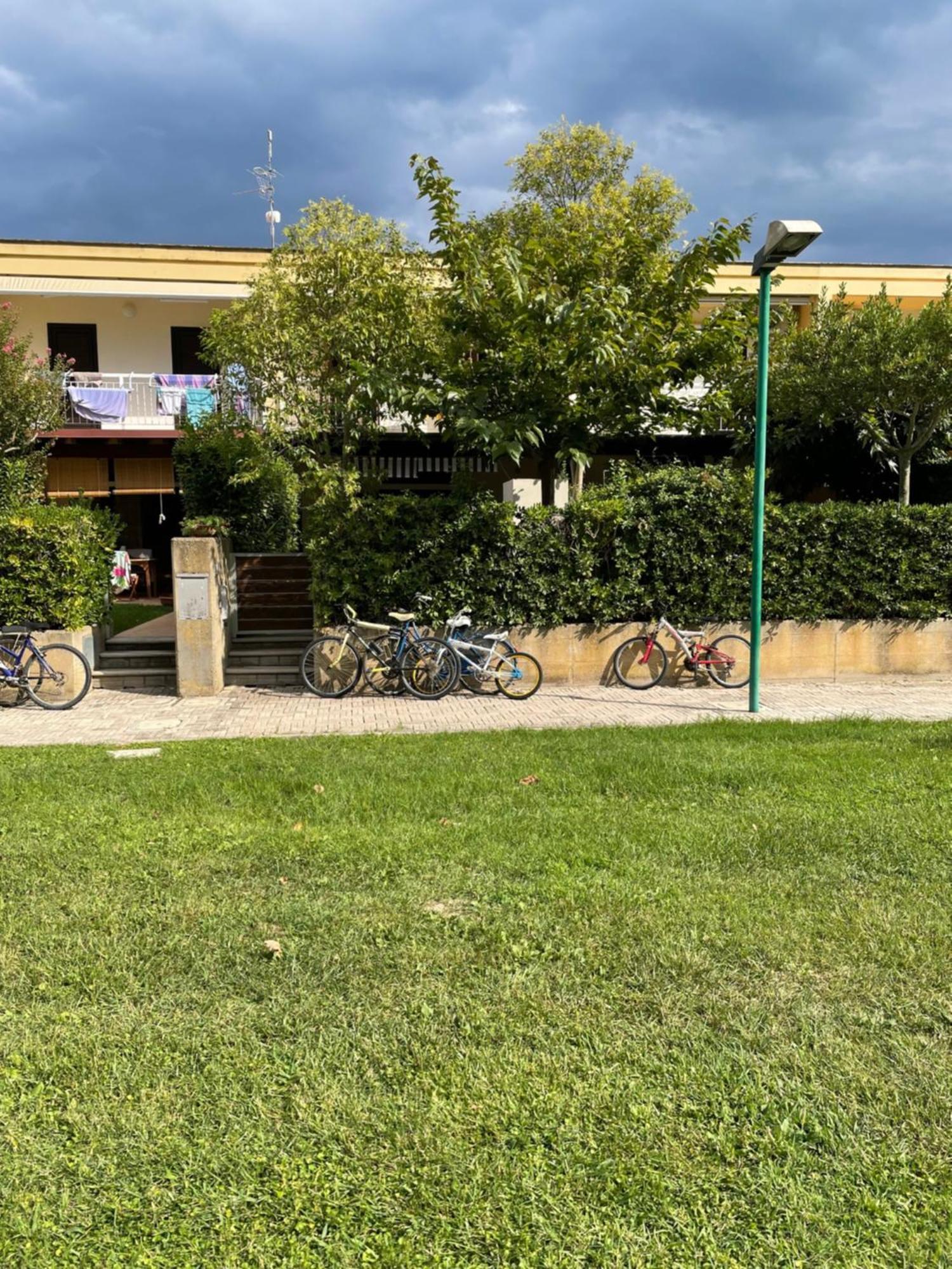 Villetta A Schiera In Villaggio Metatur Метапонто Екстериор снимка